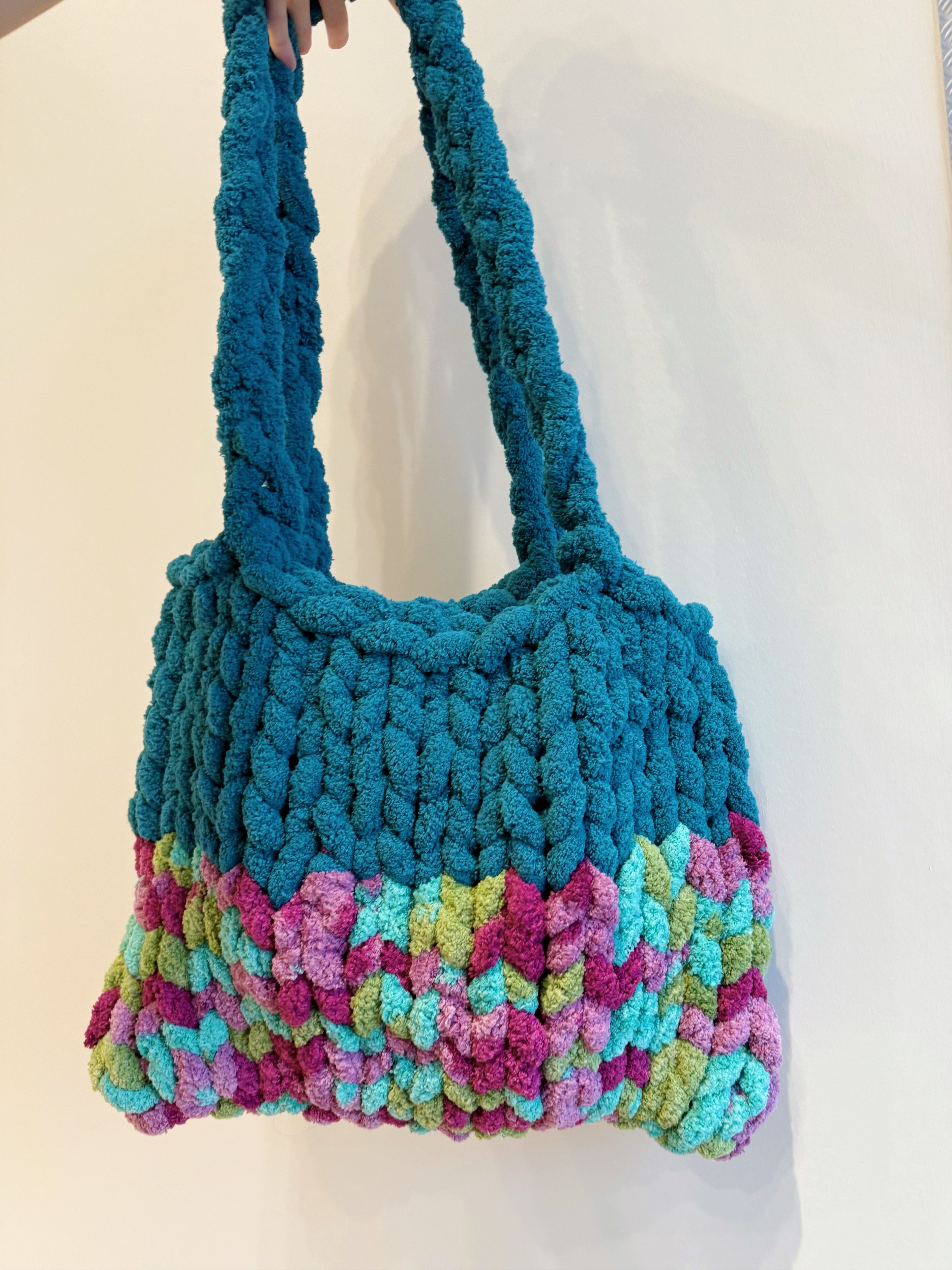 Beginner Hand-Knit Beach Bag (Burlington)