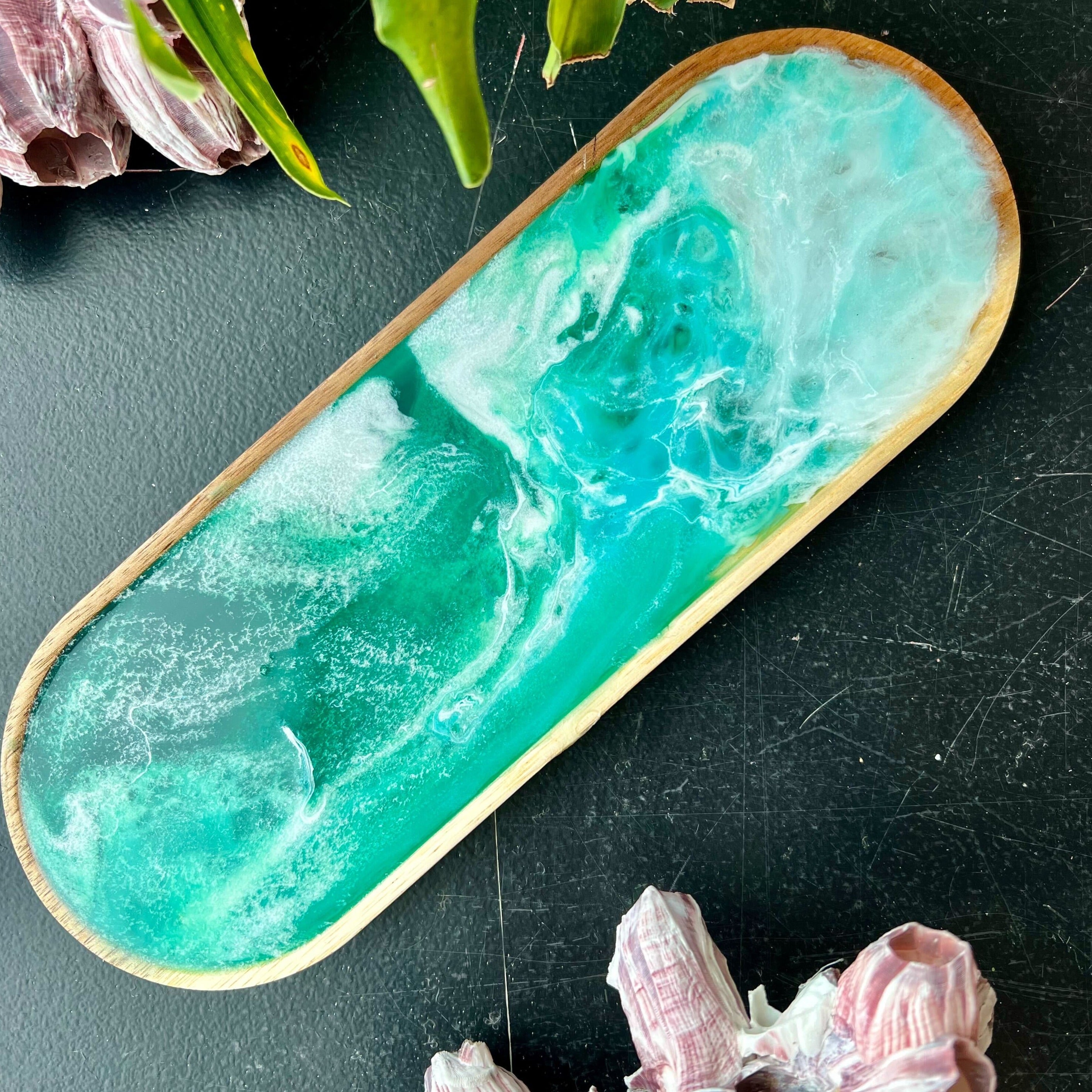 Sea Wave Resin Tray