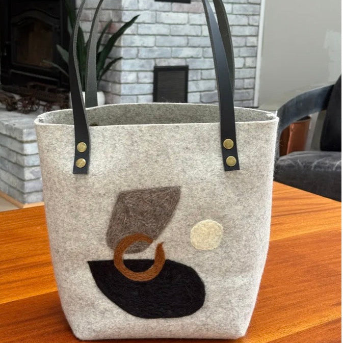Beginner Needle Felted Tote Bag (Cambridge)