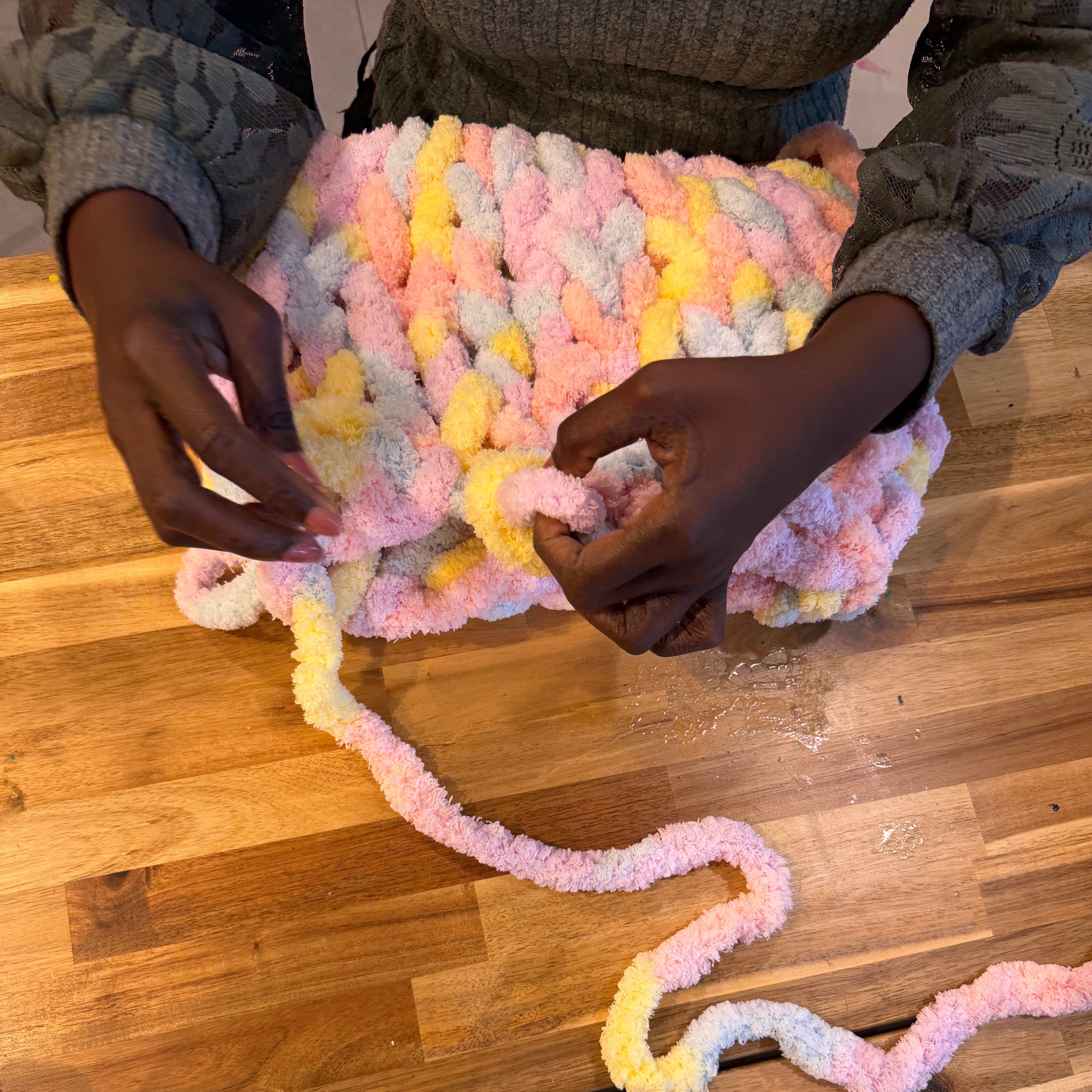 Beginner Hand-Knit Beach Bag (Cambridge)
