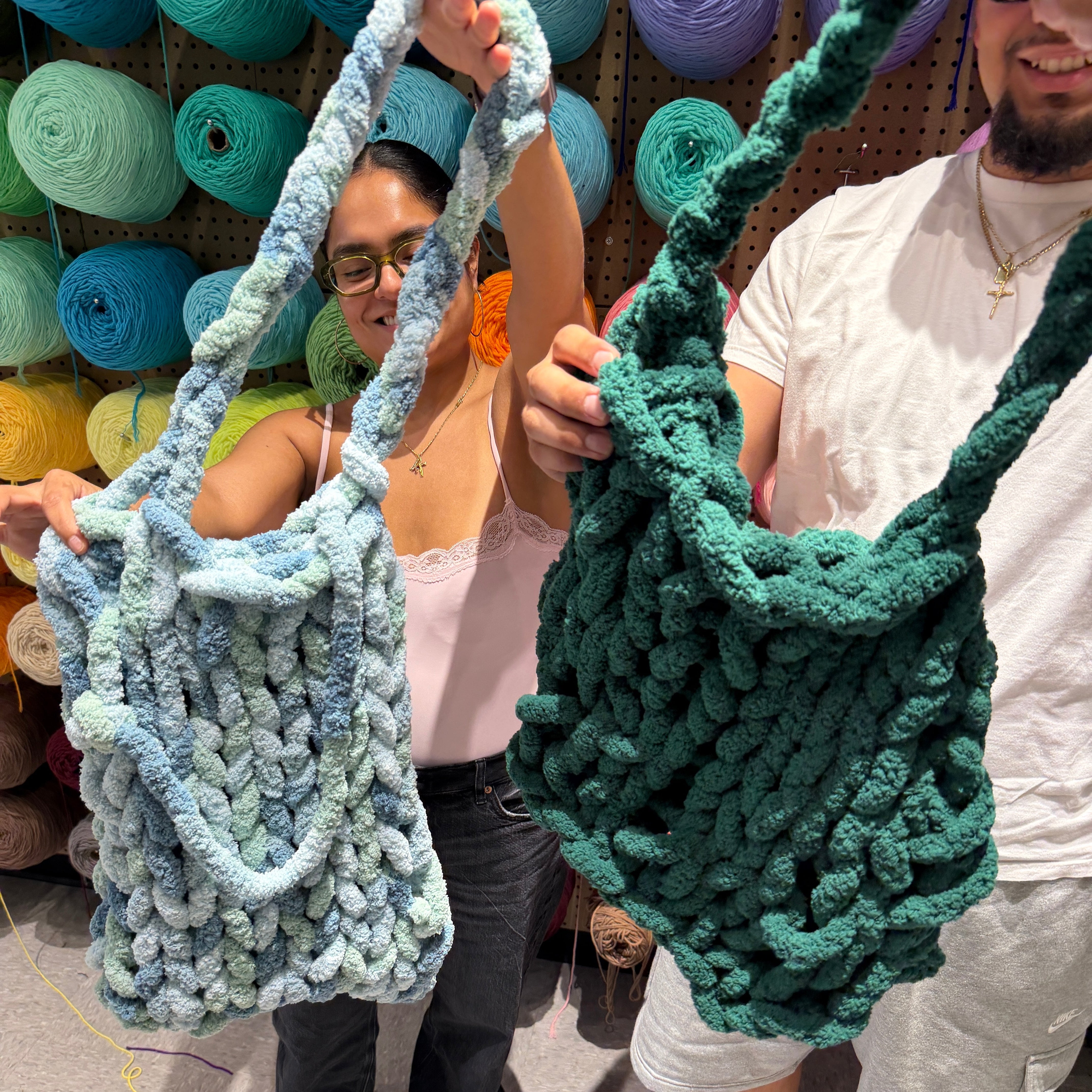 Beginner Hand-Knit Beach Bag (Cambridge)