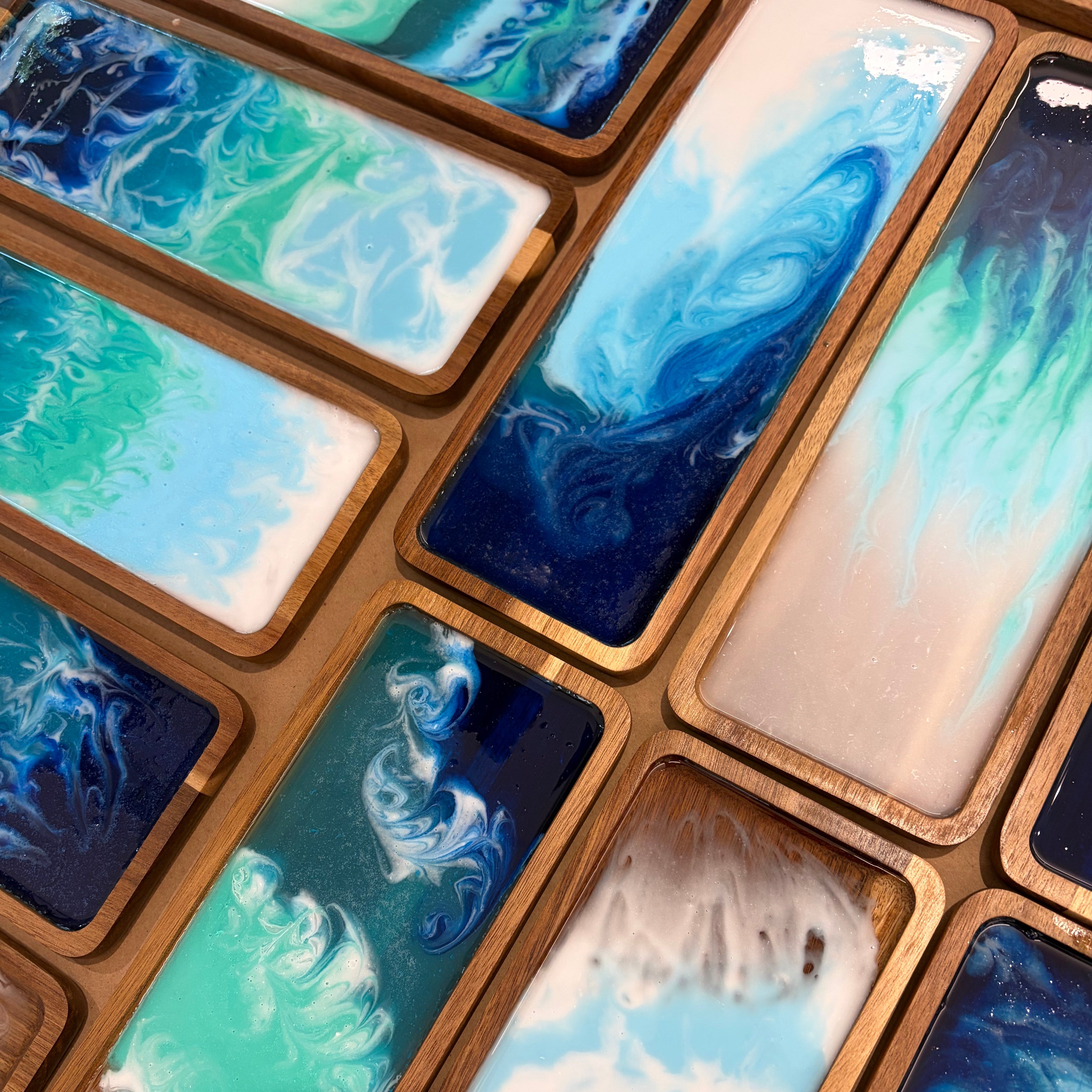 Sea Wave Resin Tray (Burlington)