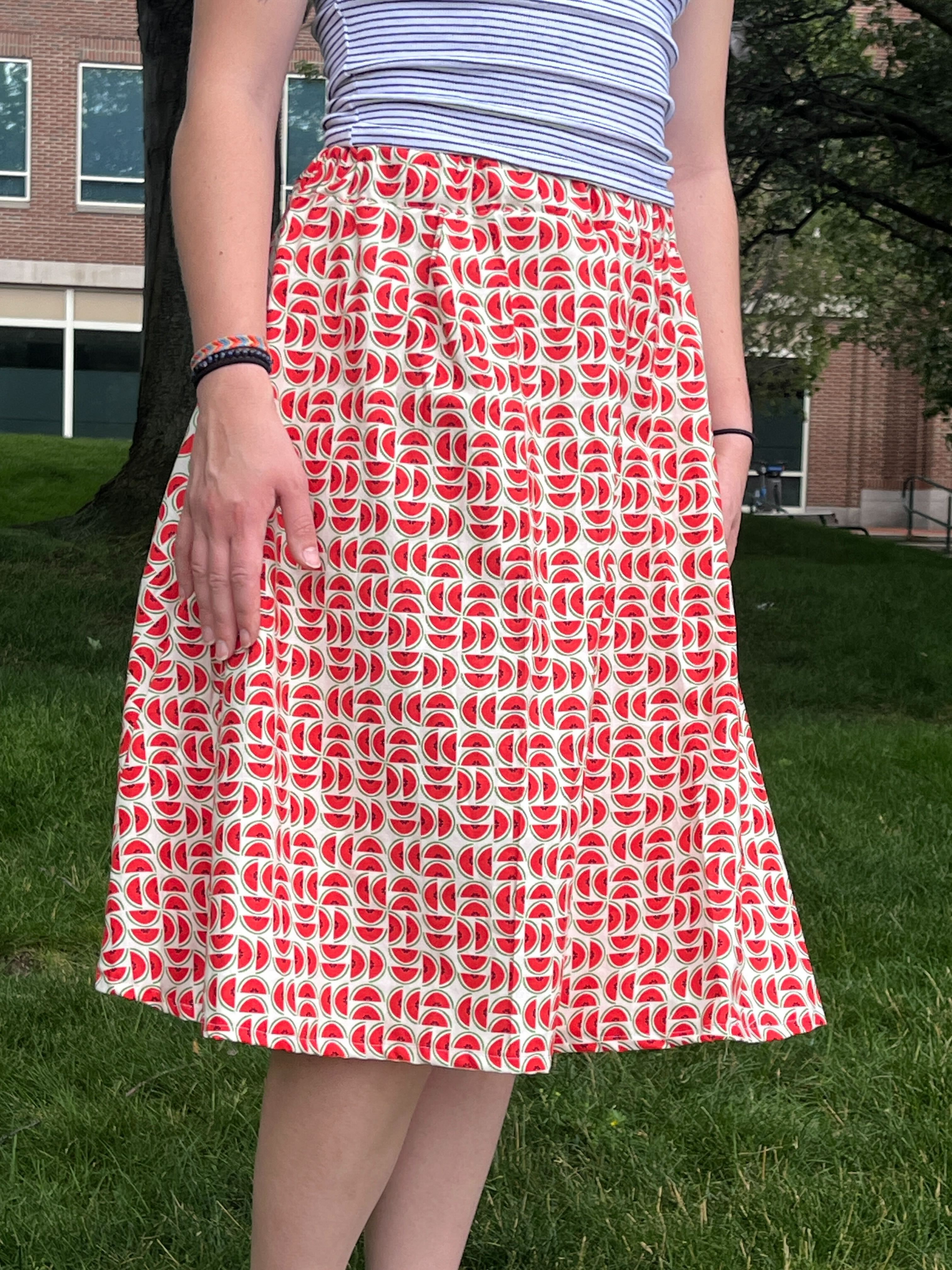 Beginner Sewing - Easy and Simple Midi Skirt (Burlington)