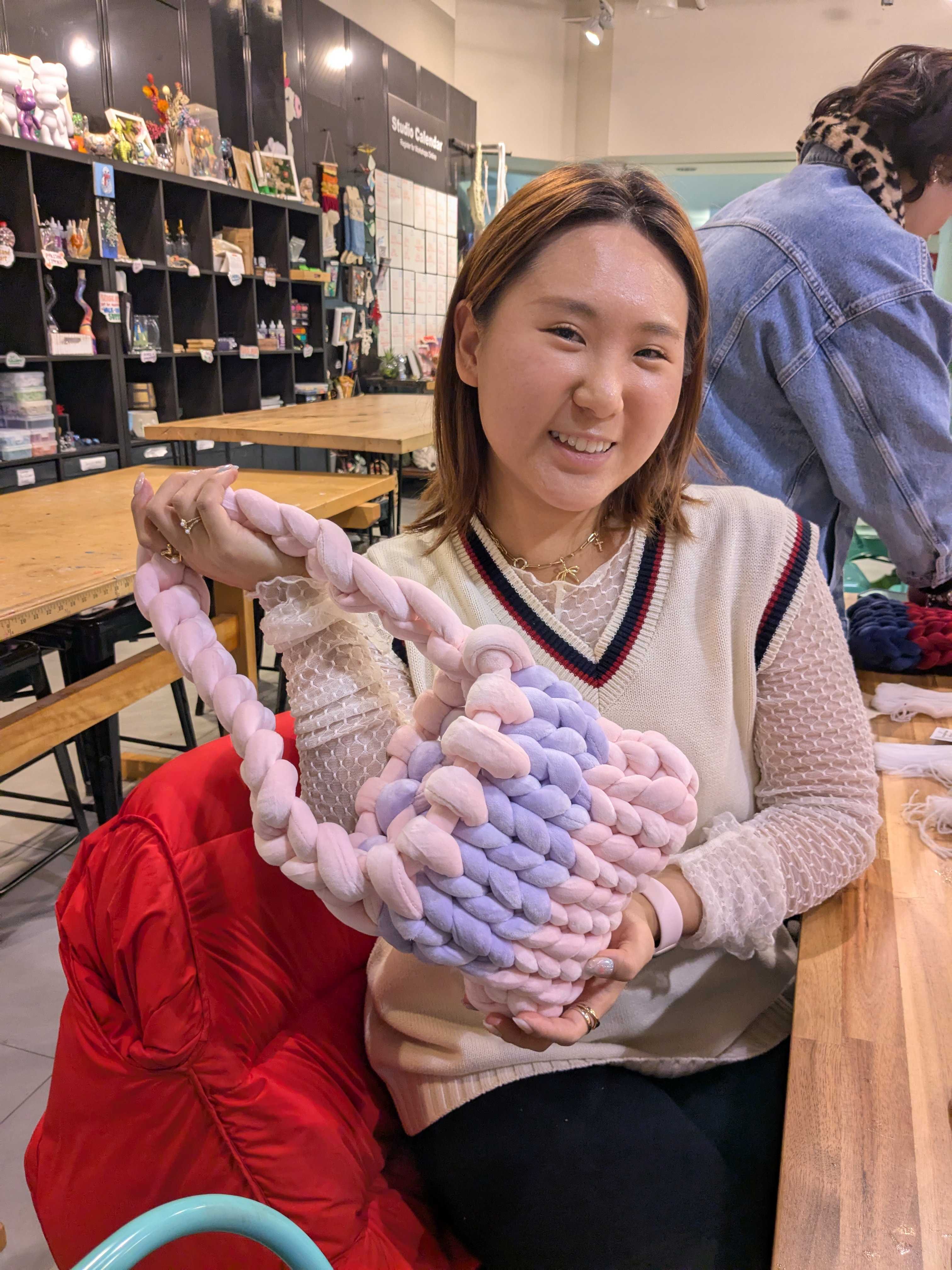 Velvet Hand Bag and Tote (Advanced Beginner) - Cambridge