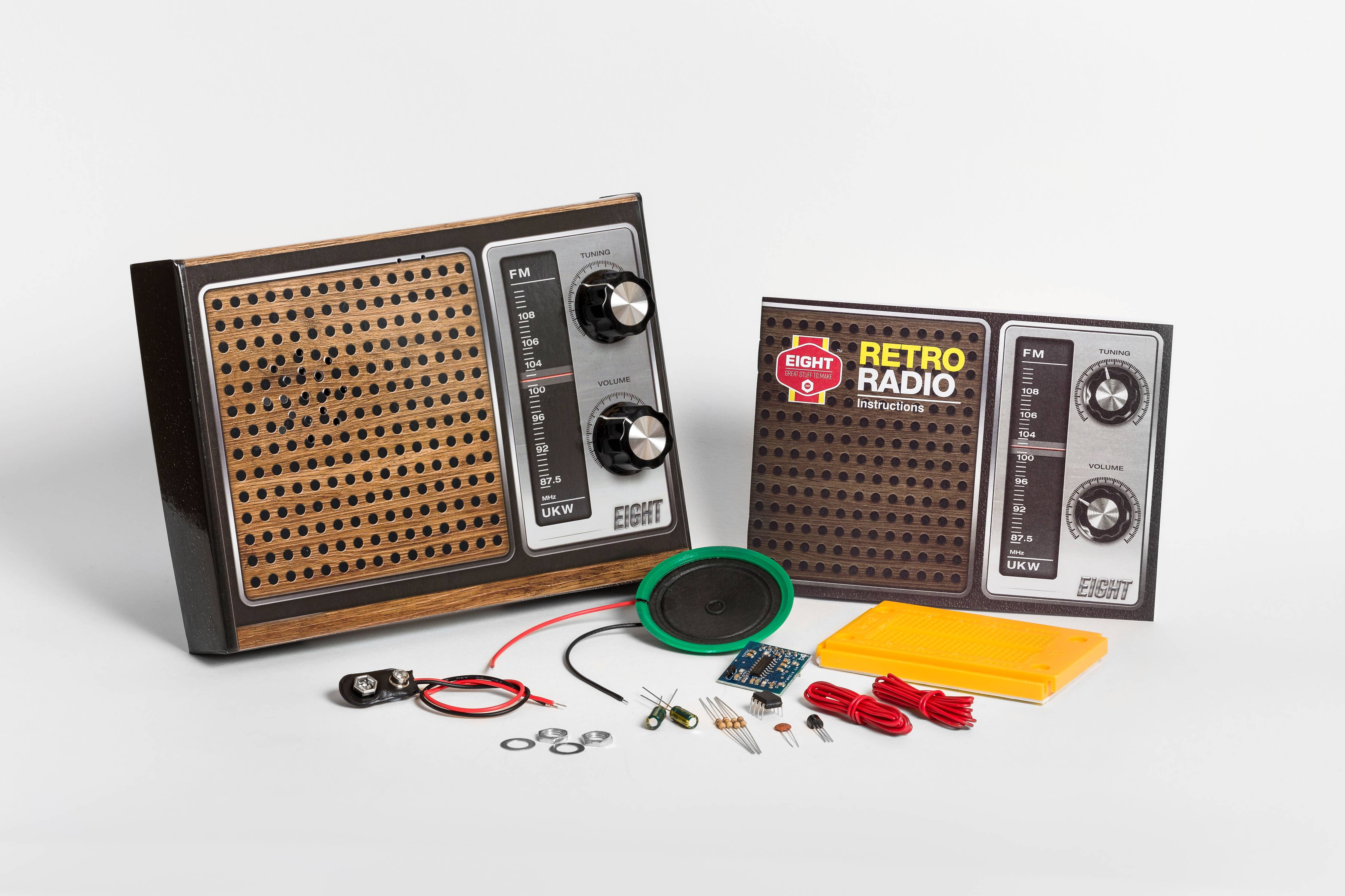 EIGHT Innovation Retro Radio