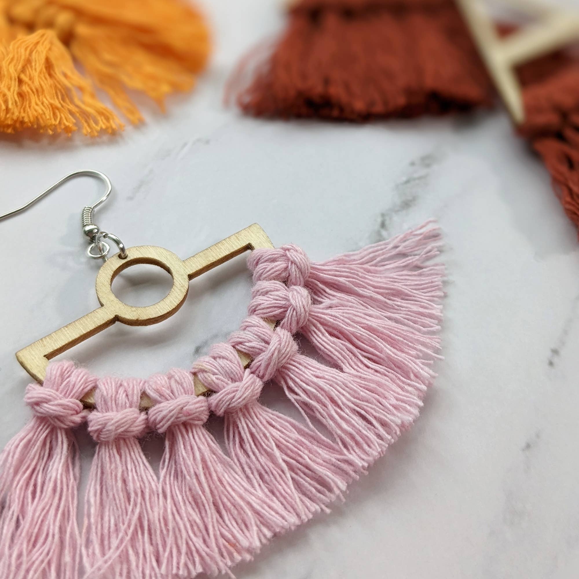 Luxe Decor Craft Kit - Macrame Jewelry