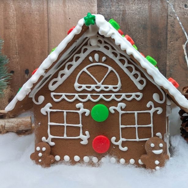 Reservation- DIY Gingerbread House Decorating (Walk-In)