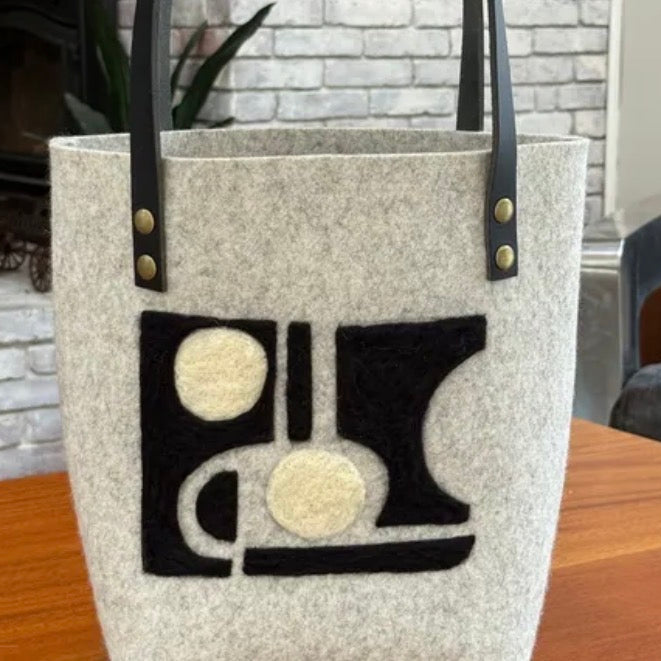 Beginner Needle Felted Tote Bag (Cambridge)