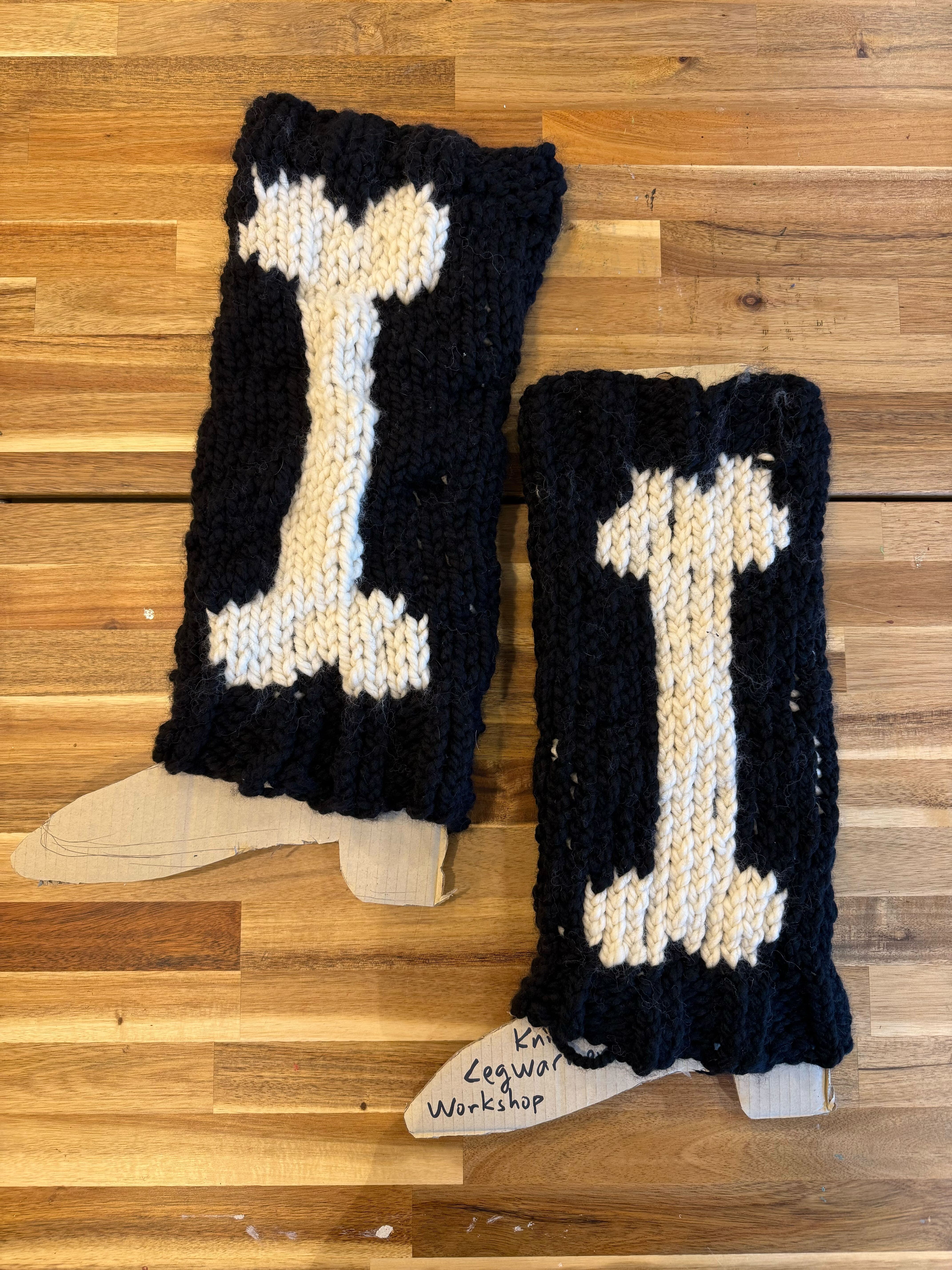 Knit Leg Warmers (Advanced Beginner) Workshop (Cambridge)