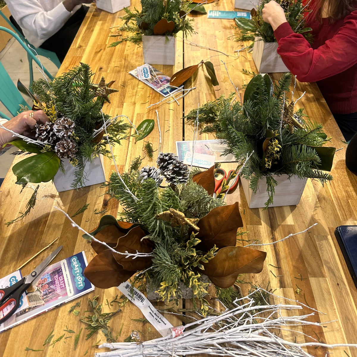 Holiday Centerpiece with Evergreen Foliage (Cambridge)