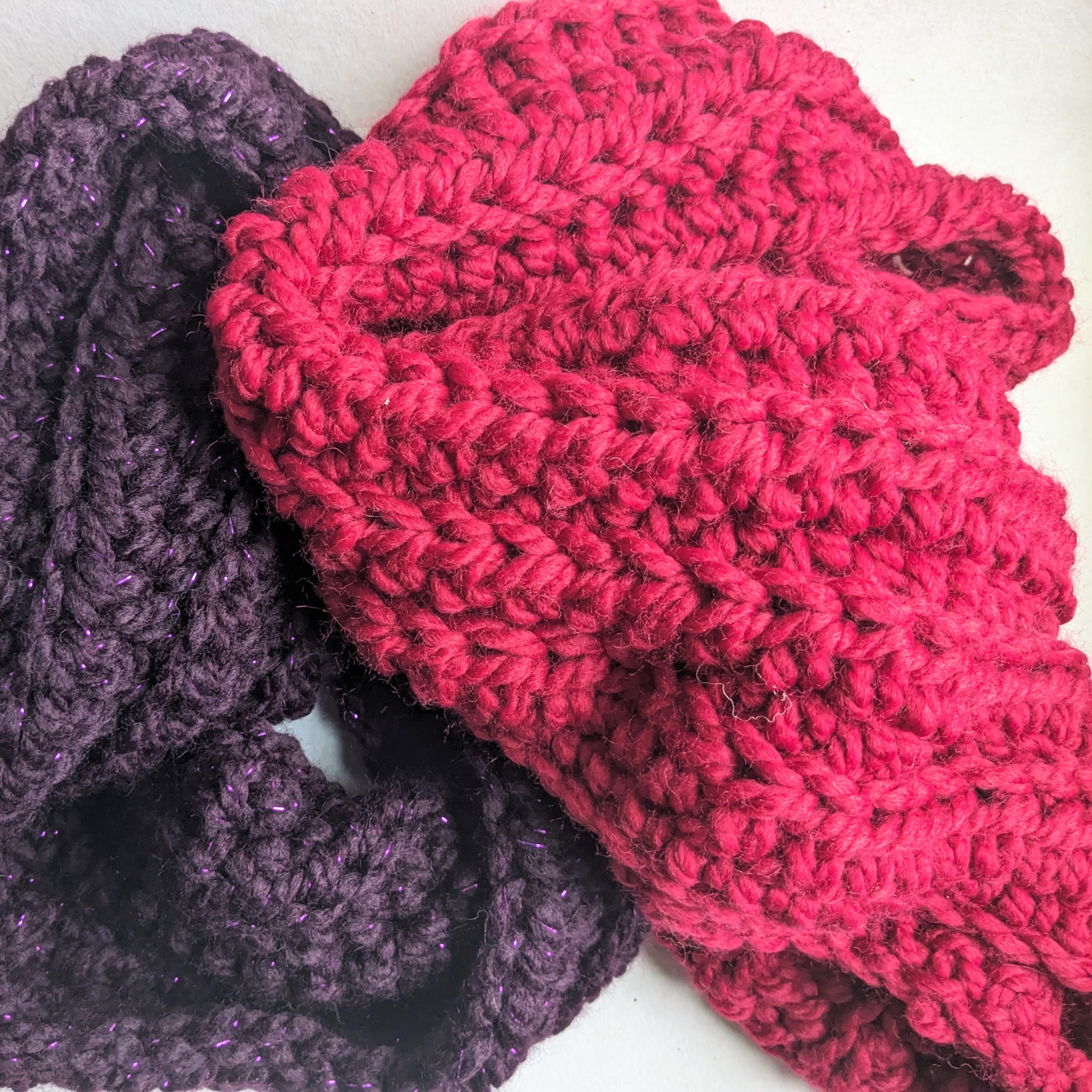 Beginner Crochet: Crochet Your First Infinity Scarf- Cambridge