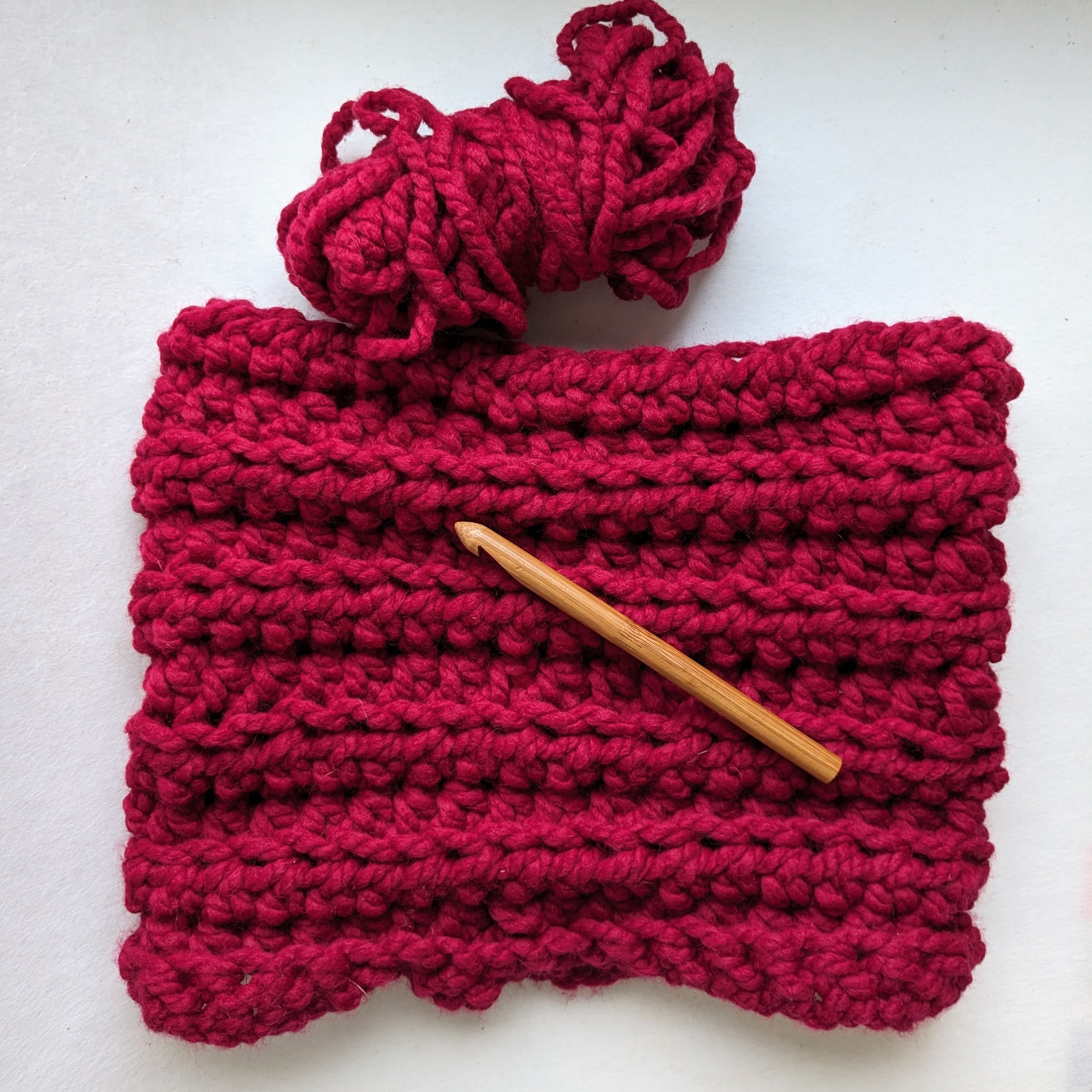 Beginner Crochet: Crochet Your First Infinity Scarf- Cambridge