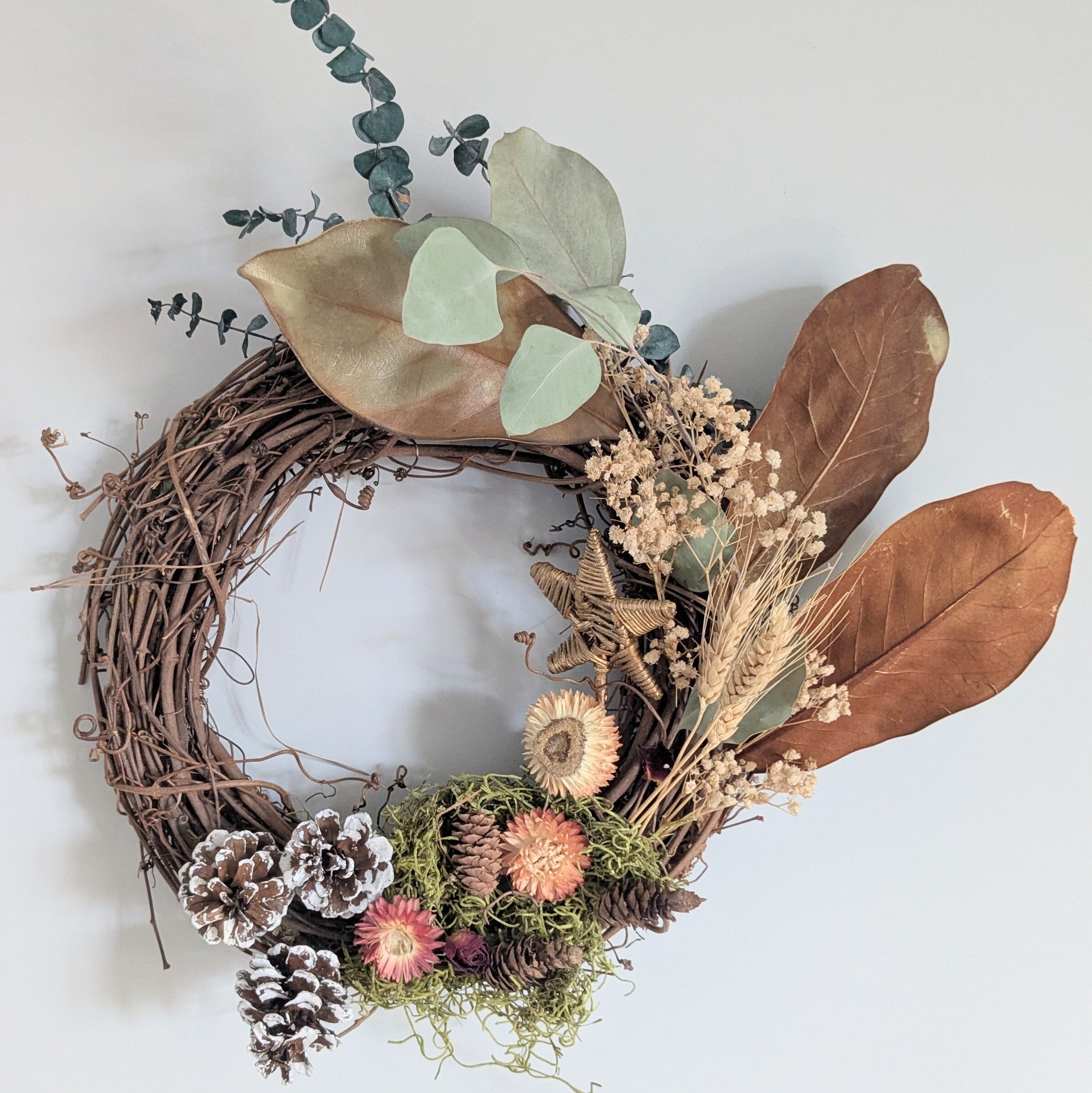 Dried Floral Grapevine Wreath (Cambridge)