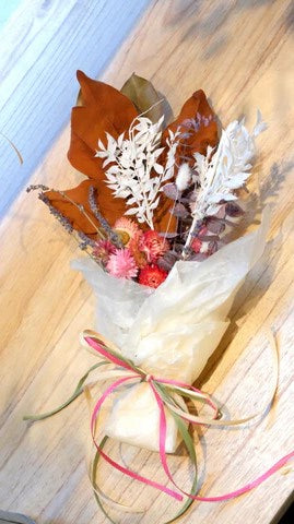 Reservation - Dried Floral Arrangements (Walk-in)