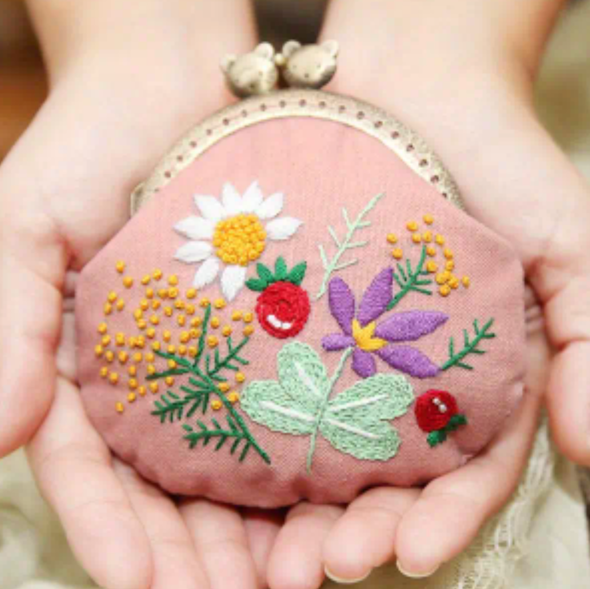 Embroidered Clutch Bag Kit