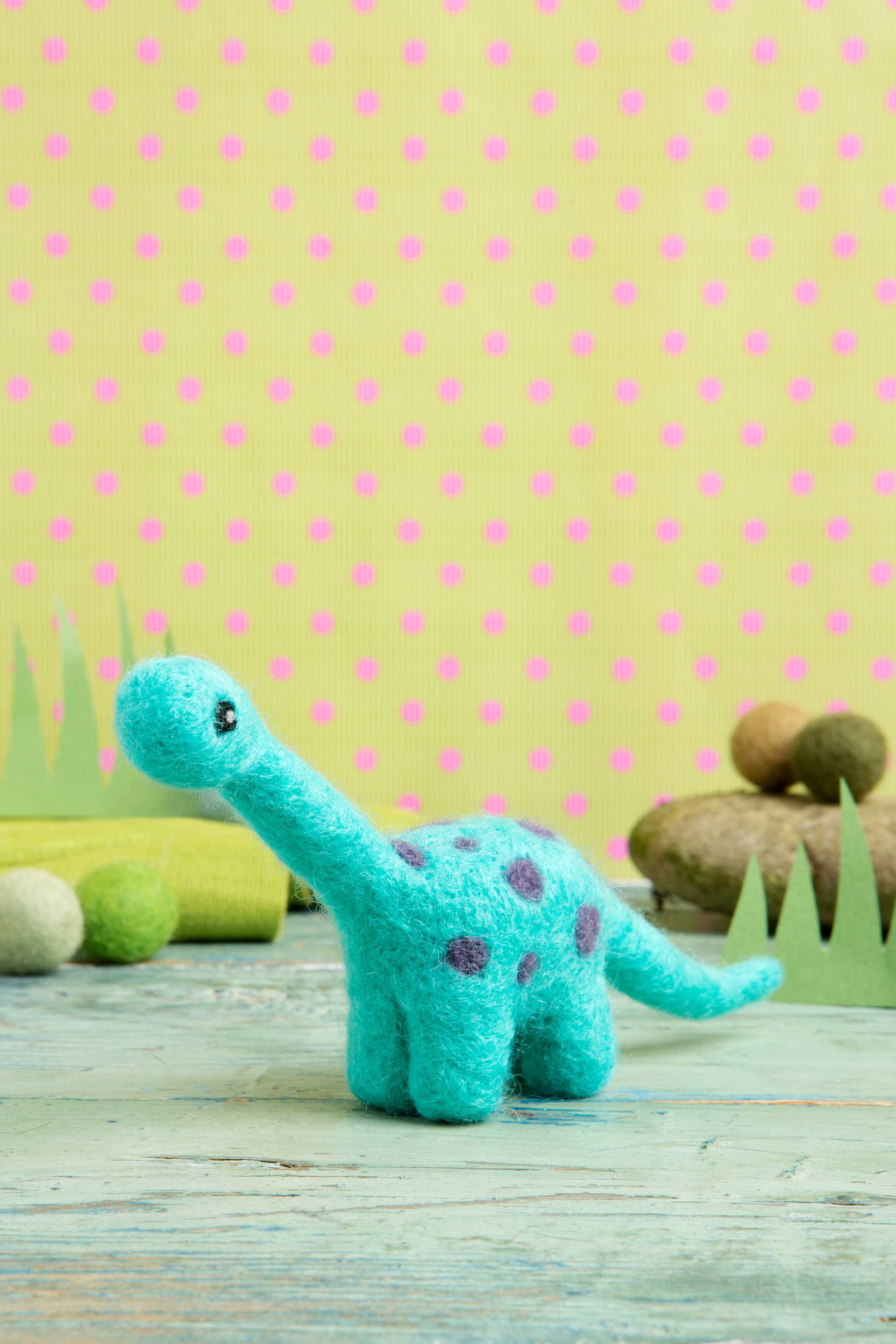 Diplodocus Mini Needle Felting Kit - Hawthorn Handmade