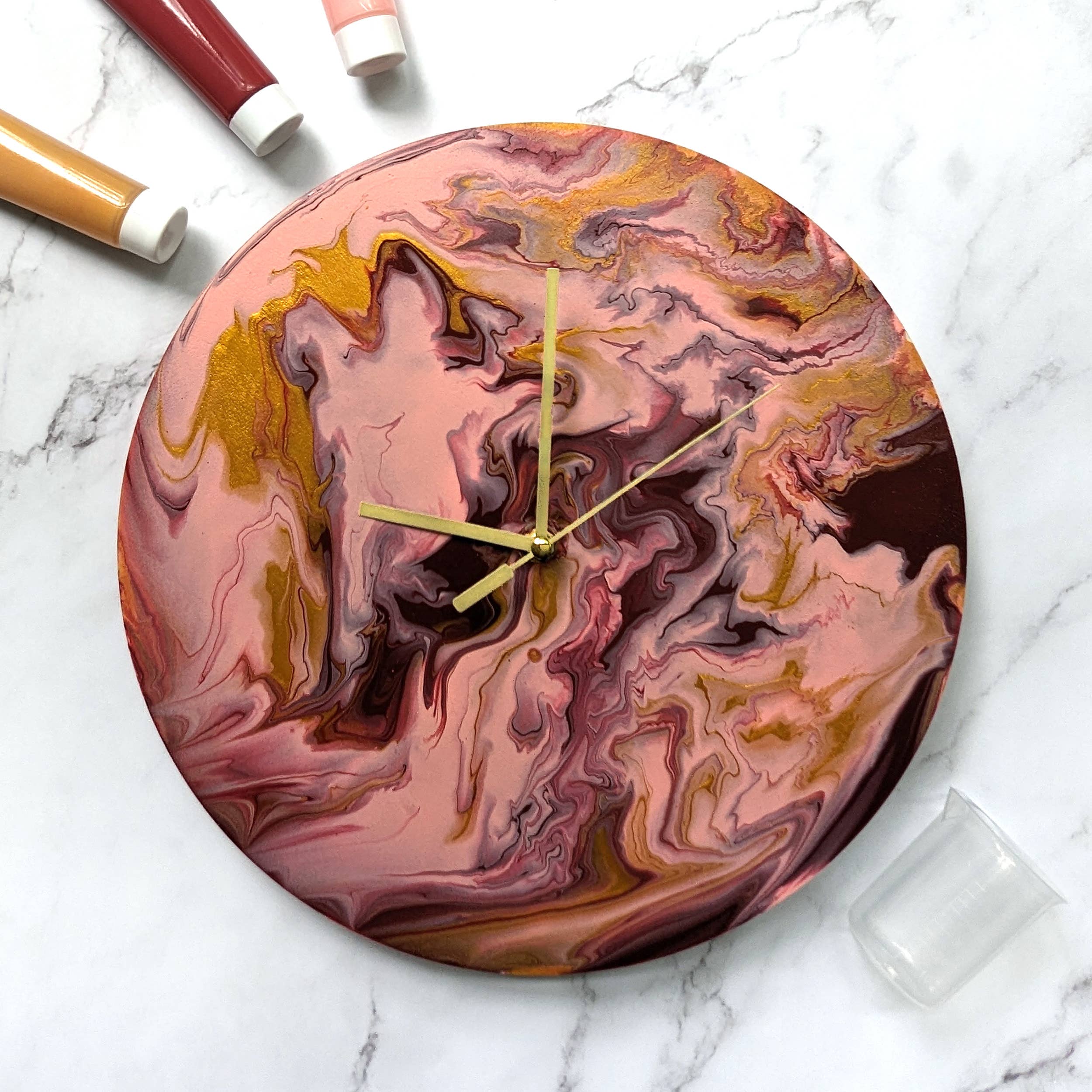 Luxe Decor Craft Kit - Paint Pouring Wall Clock