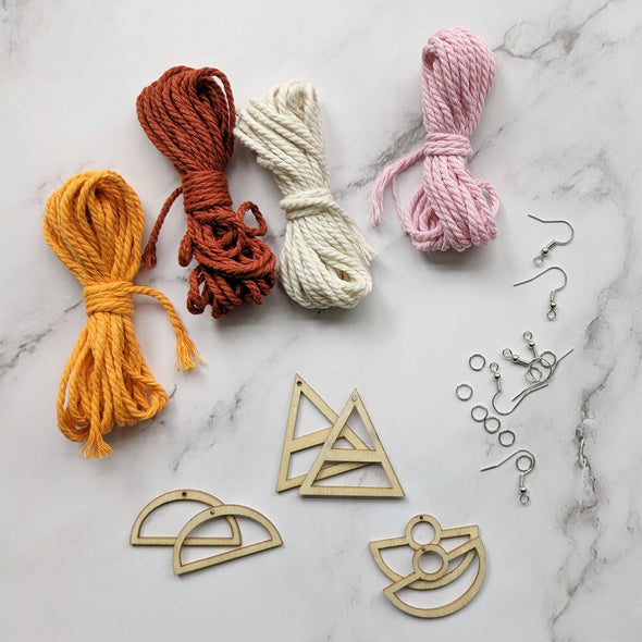 Luxe Decor Craft Kit - Macrame Jewelry