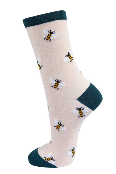 Womens Bamboo Bee Socks Bumblebees Novelty Ankle Socks Cream